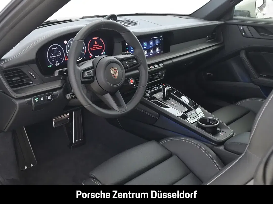 Porsche 992 - Thumbnail 11