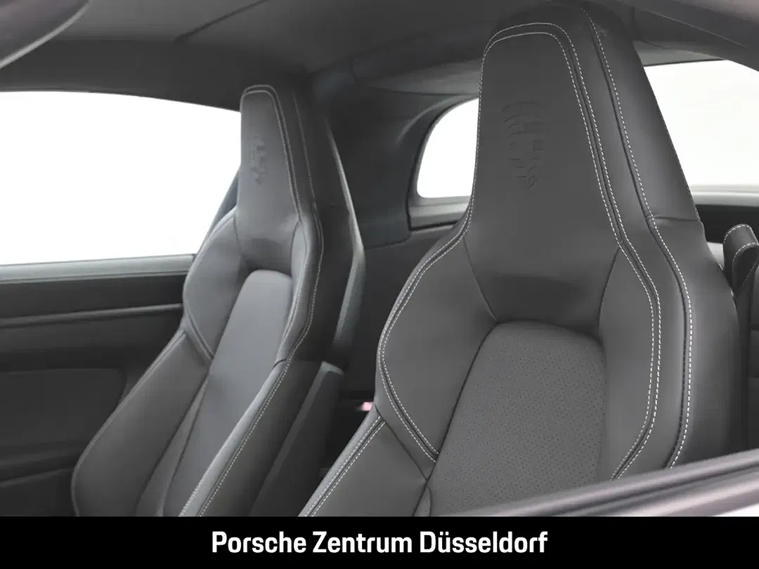 Porsche 992 - Thumbnail 12