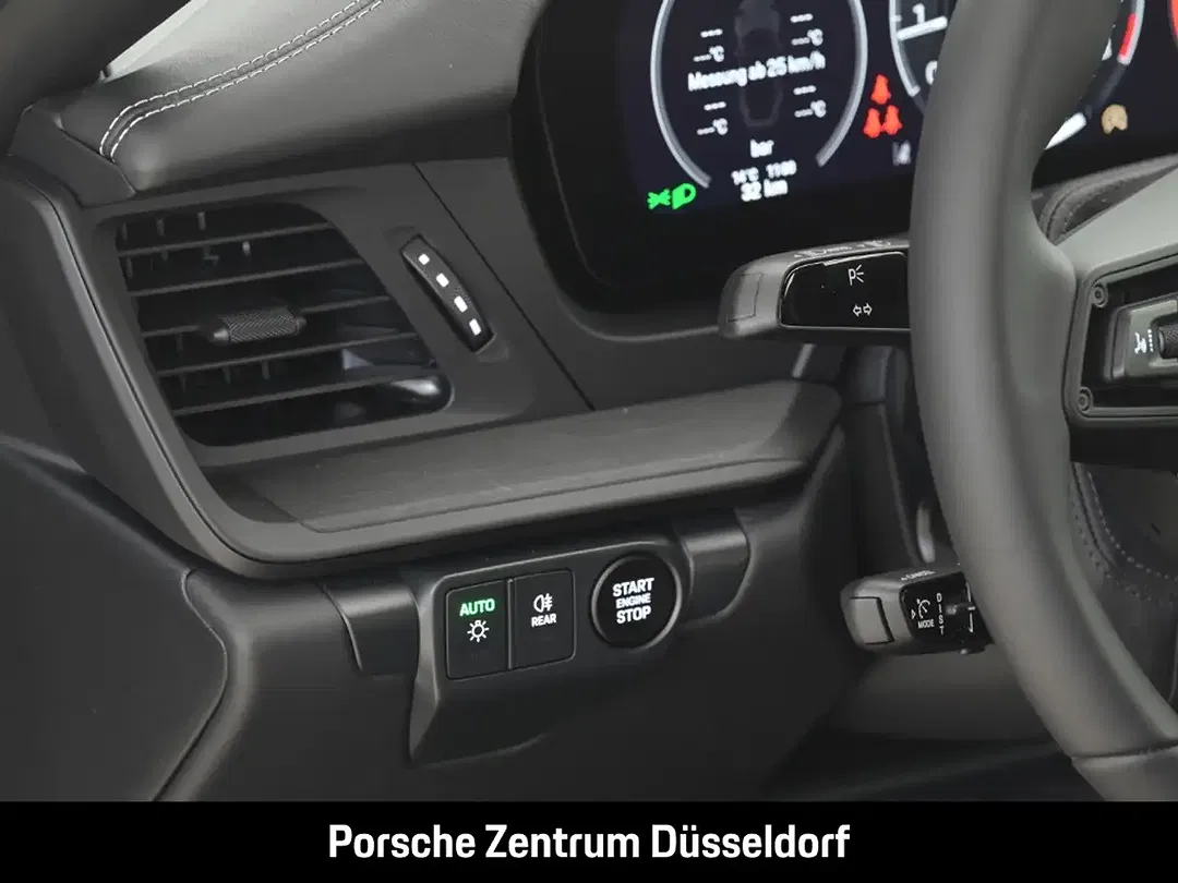 Porsche 992 - Thumbnail 14