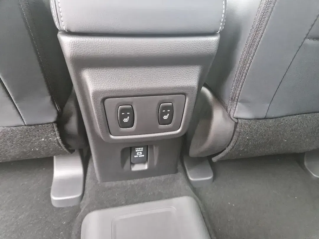 Mitsubishi Eclipse Cross - Thumbnail 10