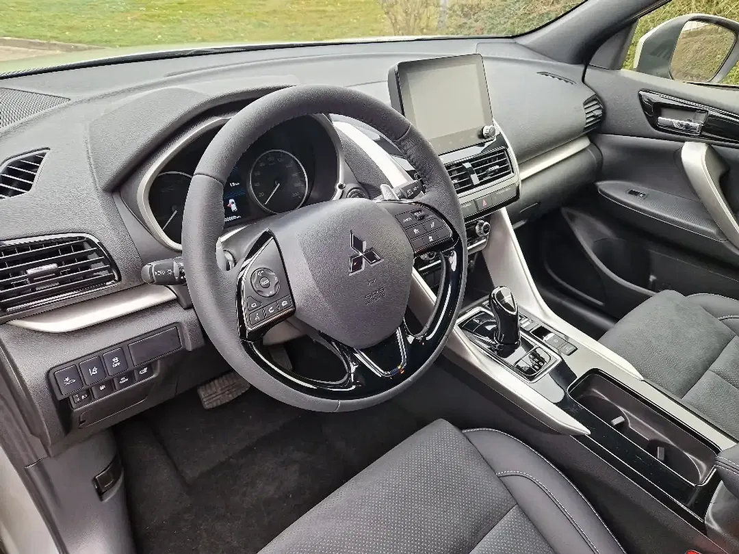 Mitsubishi Eclipse Cross - Thumbnail 15