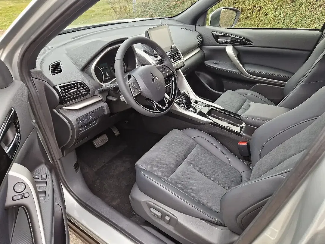 Mitsubishi Eclipse Cross - Thumbnail 7