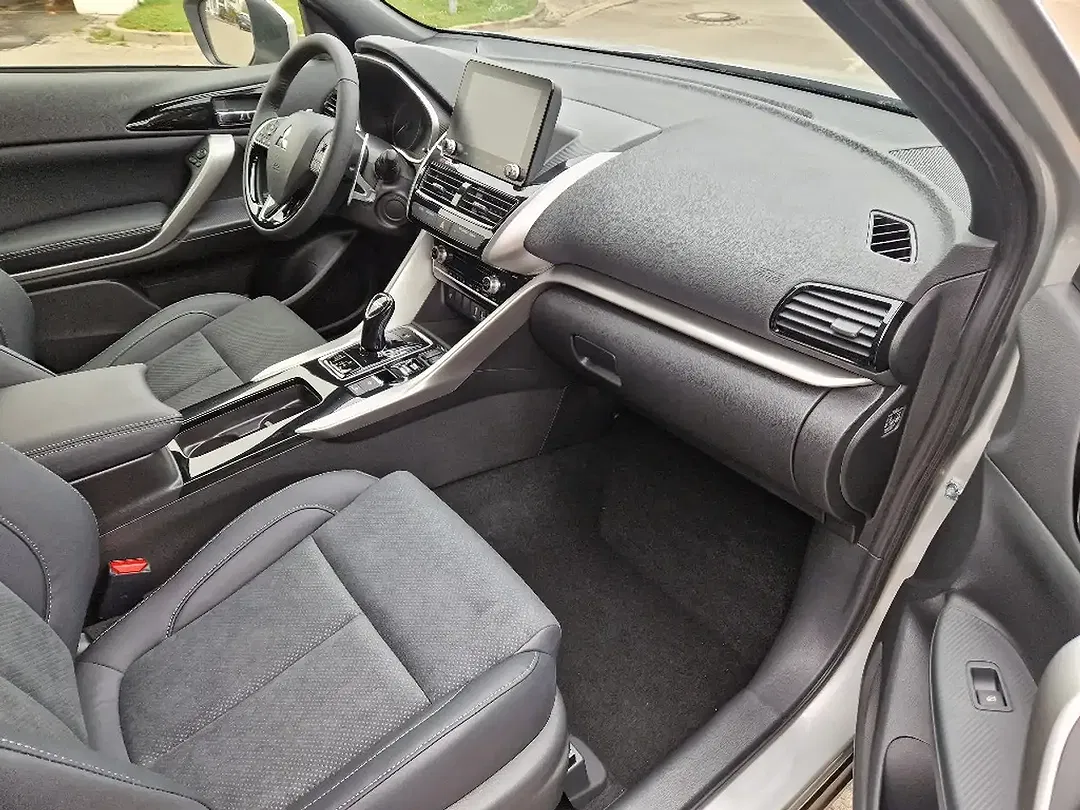 Mitsubishi Eclipse Cross - Thumbnail 8