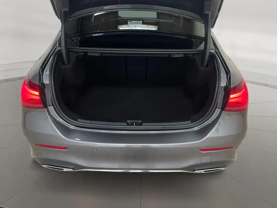 Mercedes-Benz A 200 - Thumbnail 12