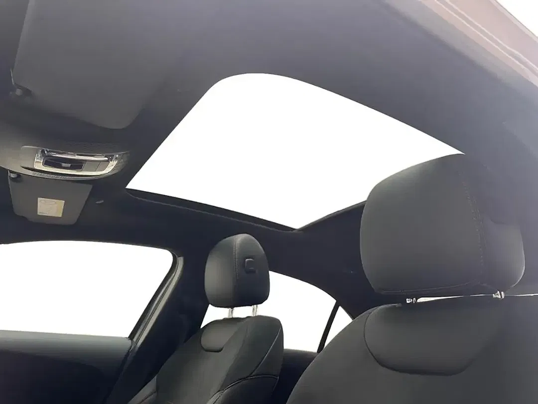 Mercedes-Benz A 200 - Thumbnail 13