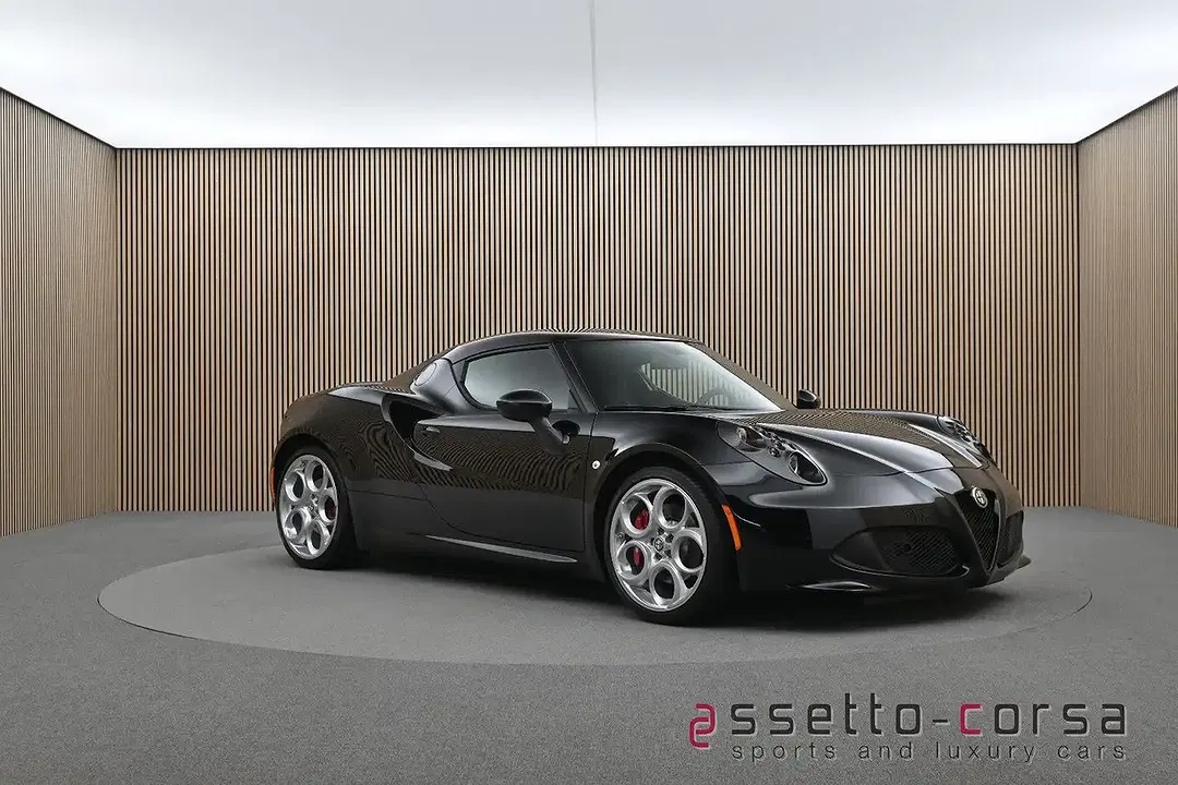 Alfa Romeo 4C - Thumbnail 6