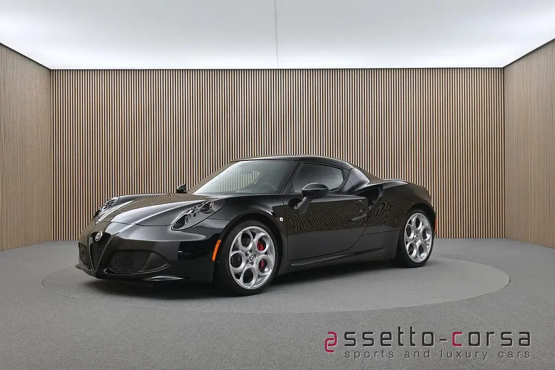 Alfa Romeo 4C - Thumbnail 8