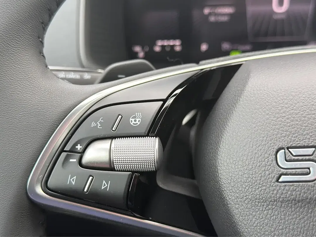 Skoda Karoq - Thumbnail 15