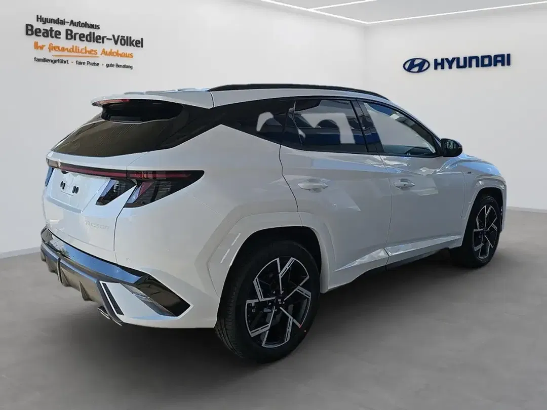 Hyundai TUCSON - Thumbnail 3