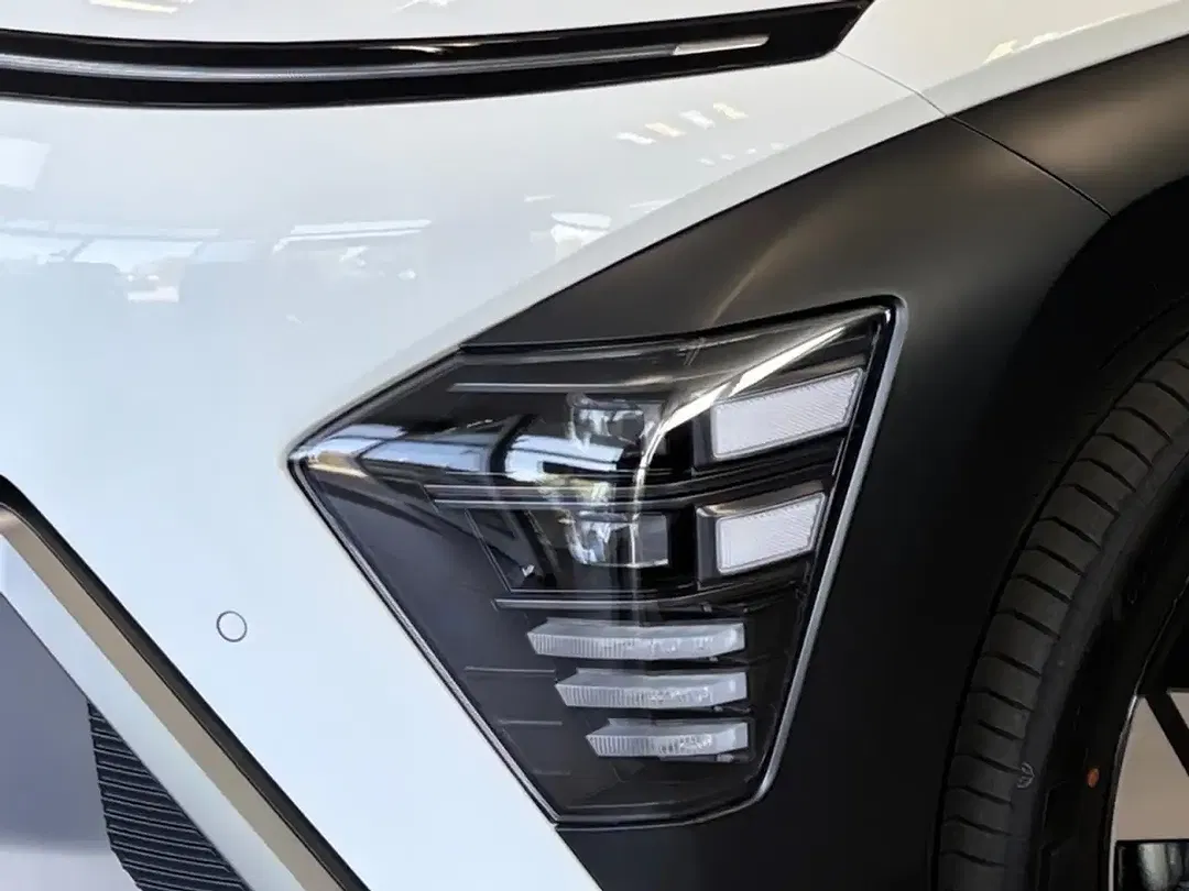Hyundai KONA - Thumbnail 5