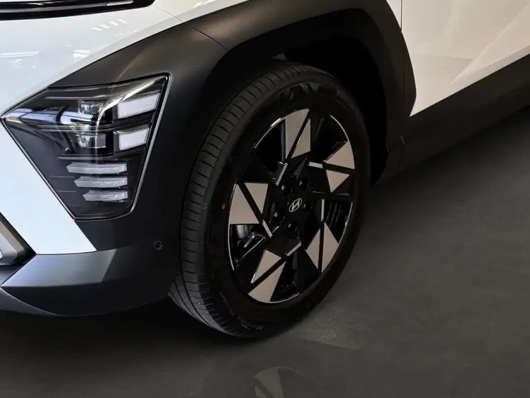 Hyundai KONA - Thumbnail 6