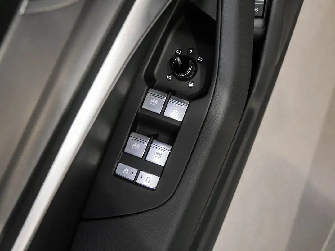 Audi A6 - Thumbnail 13