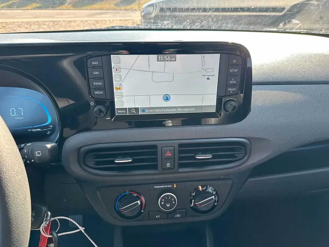 Hyundai i10 - Thumbnail 15