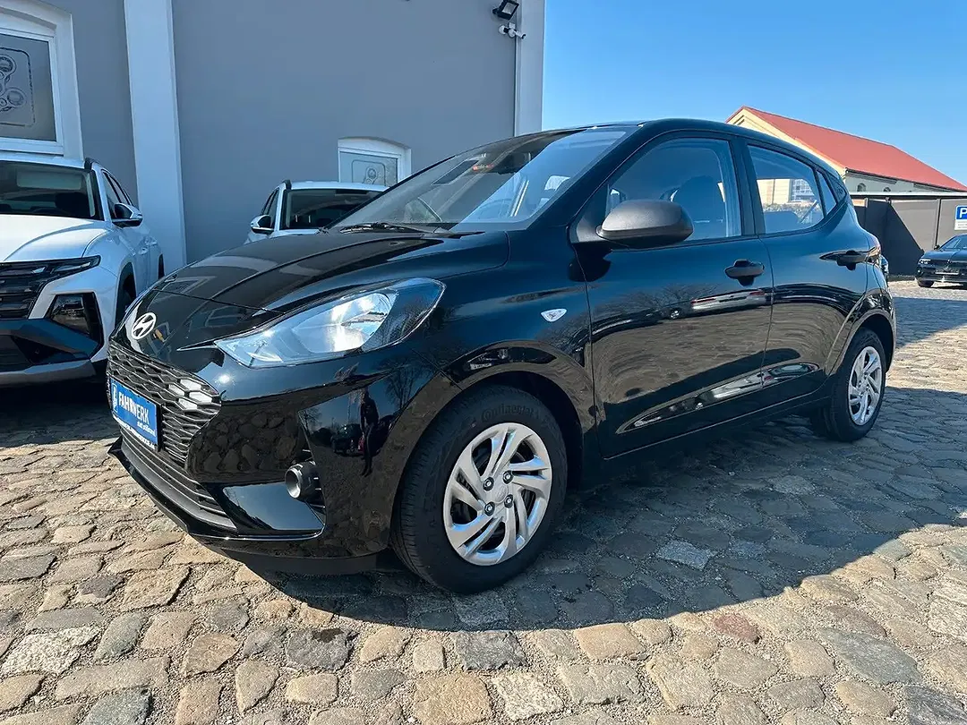 Hyundai i10 - Thumbnail 2