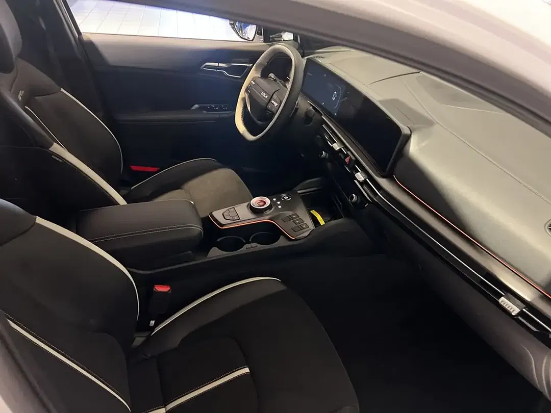 Kia Sportage - Thumbnail 11