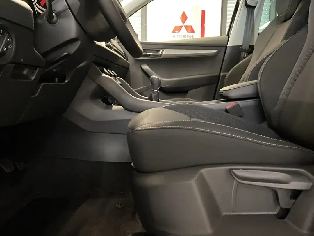 Skoda Karoq - Thumbnail 10