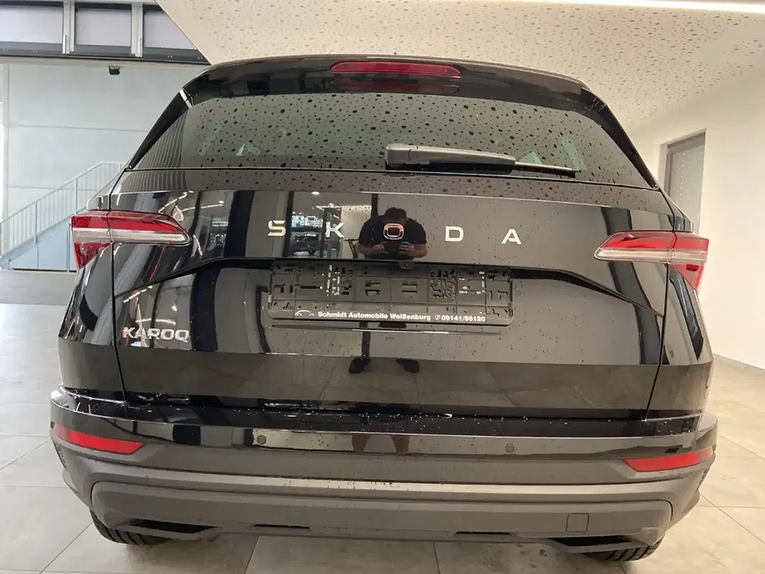 Skoda Karoq - Thumbnail 3