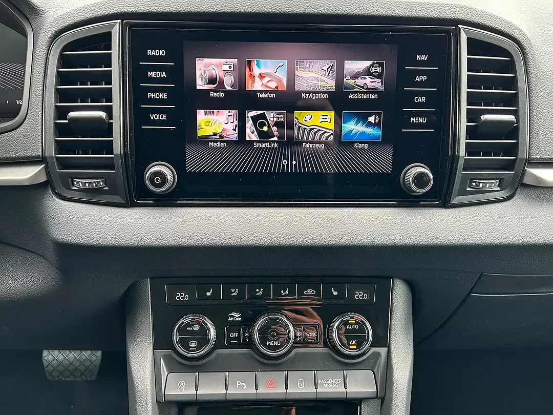 Skoda Karoq - Thumbnail 10
