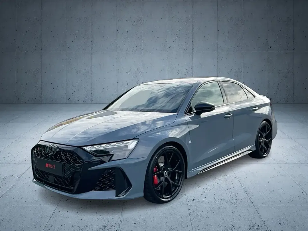 Audi RS3 - Thumbnail 2