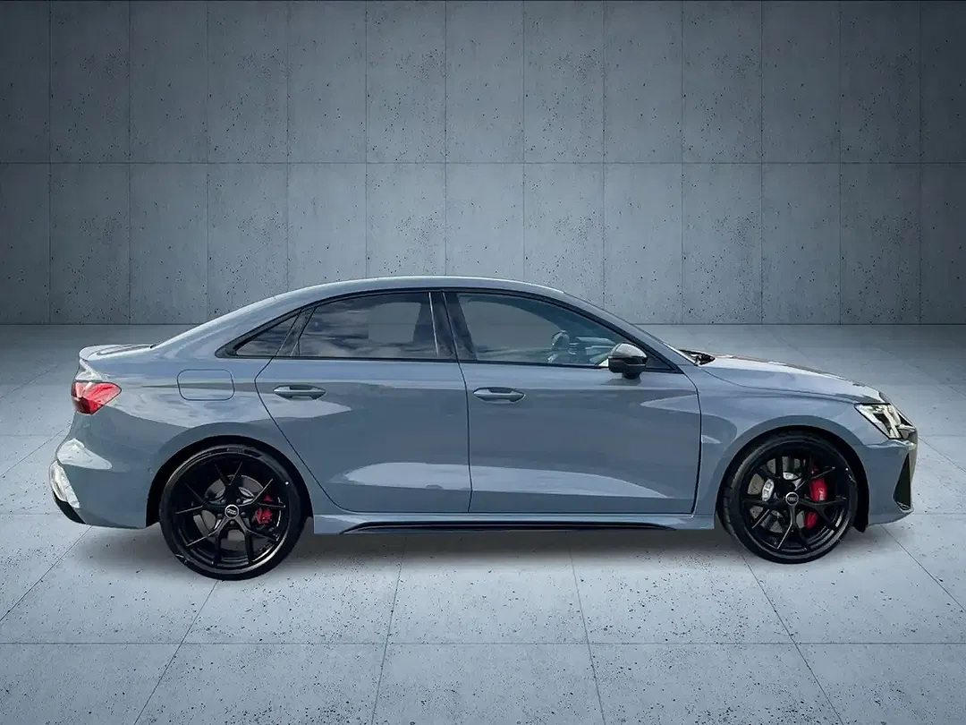 Audi RS3 - Thumbnail 7