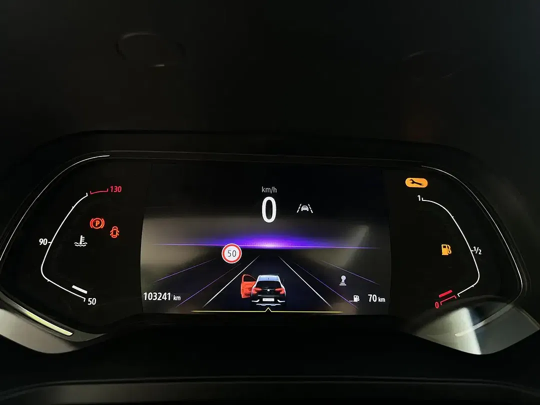 Renault Captur - Thumbnail 11