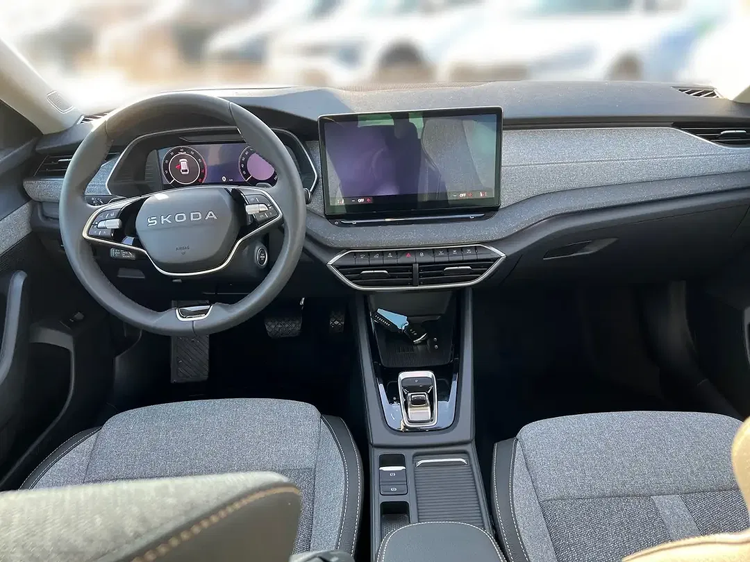Skoda Octavia - Thumbnail 8