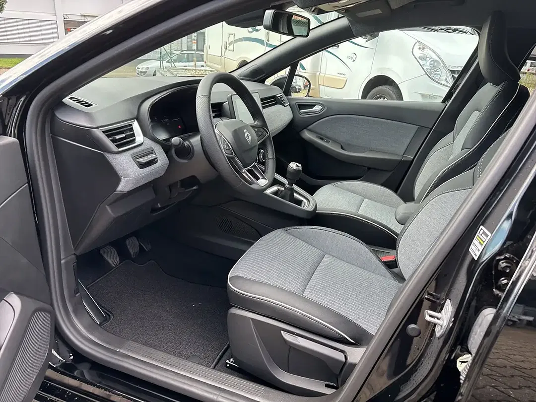 Renault Clio - Thumbnail 10