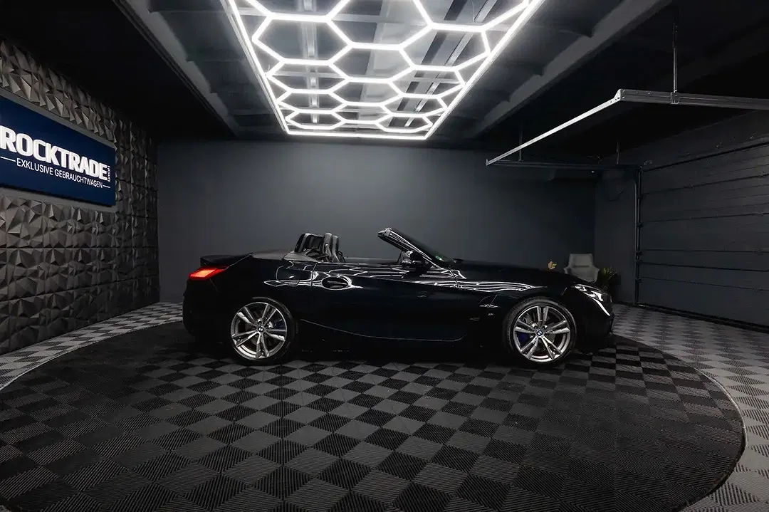 BMW Z4 - Thumbnail 13