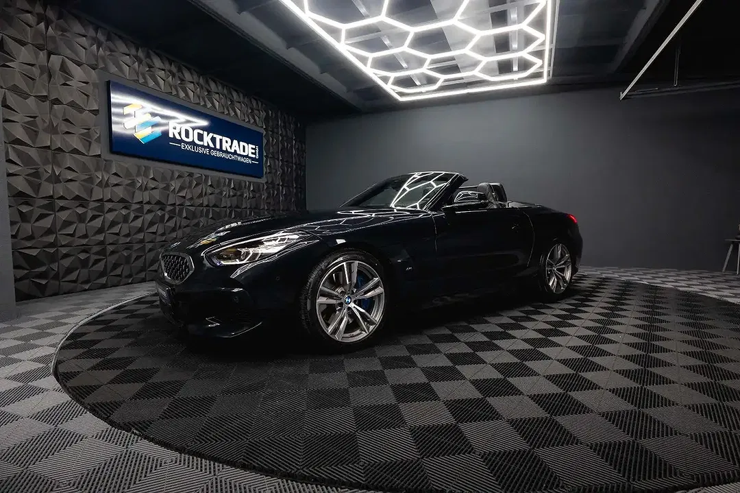 BMW Z4 - Thumbnail 2