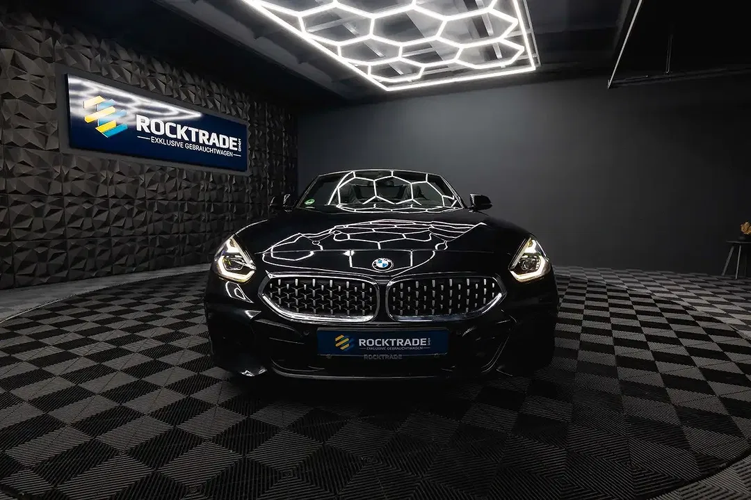 BMW Z4 - Thumbnail 9