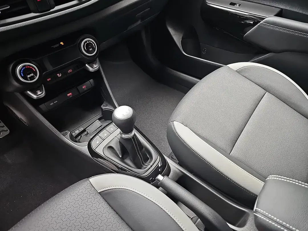 Kia Picanto - Thumbnail 12