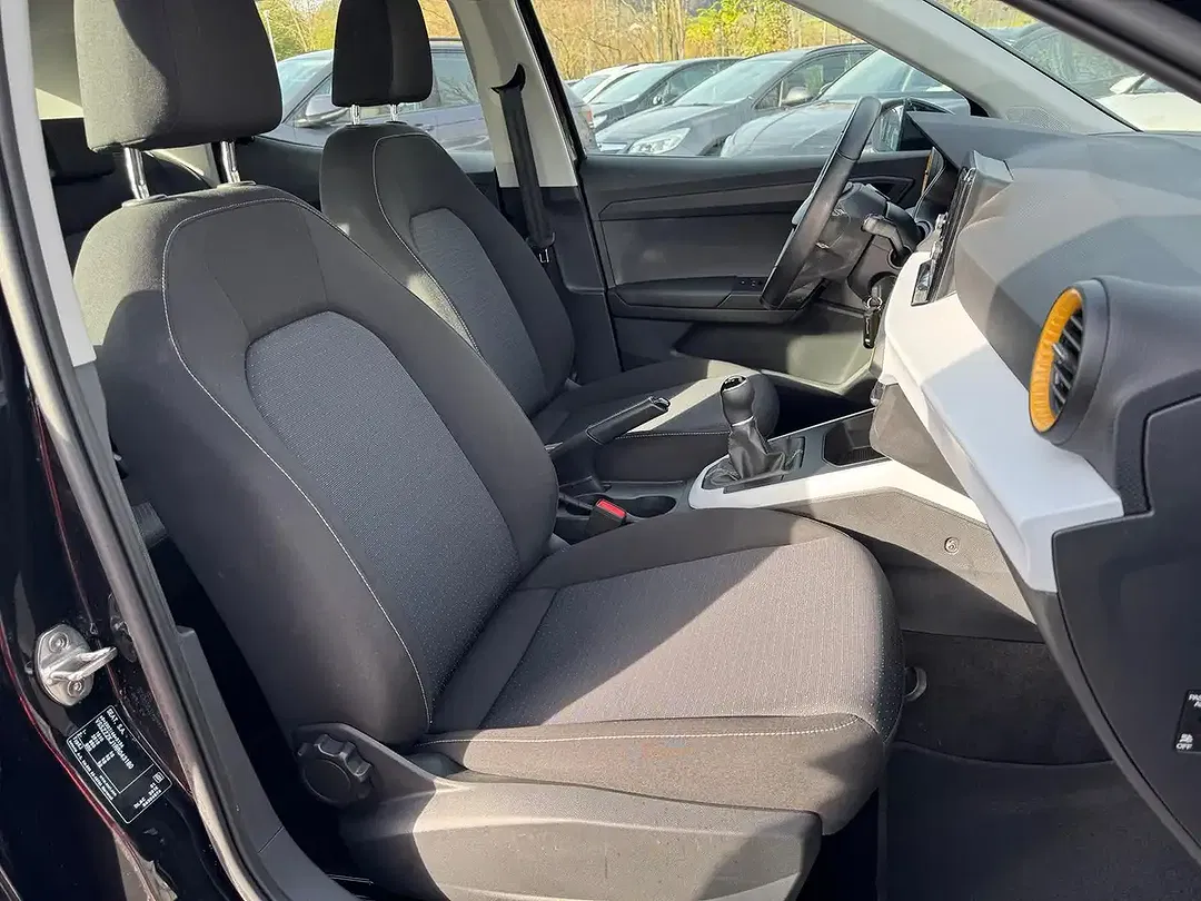 SEAT Arona - Thumbnail 11