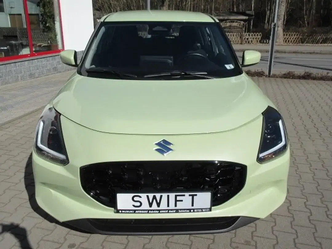 Suzuki Swift - Thumbnail 10