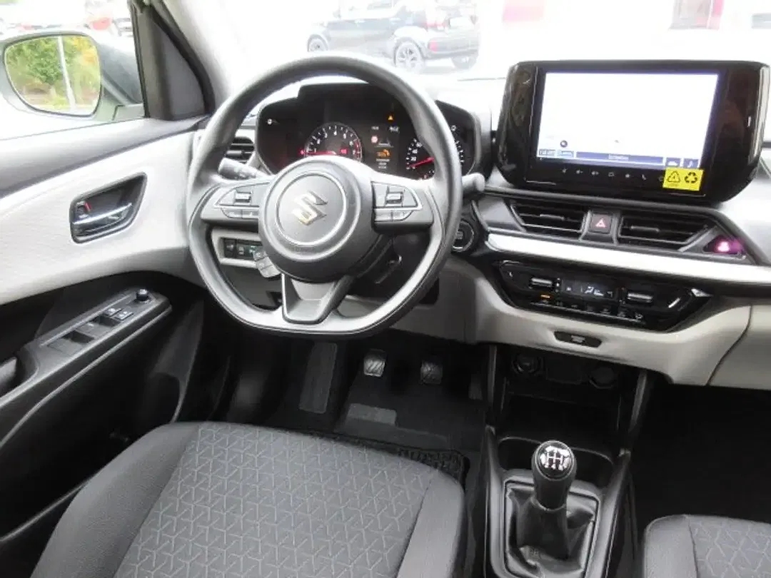 Suzuki Swift - Thumbnail 12