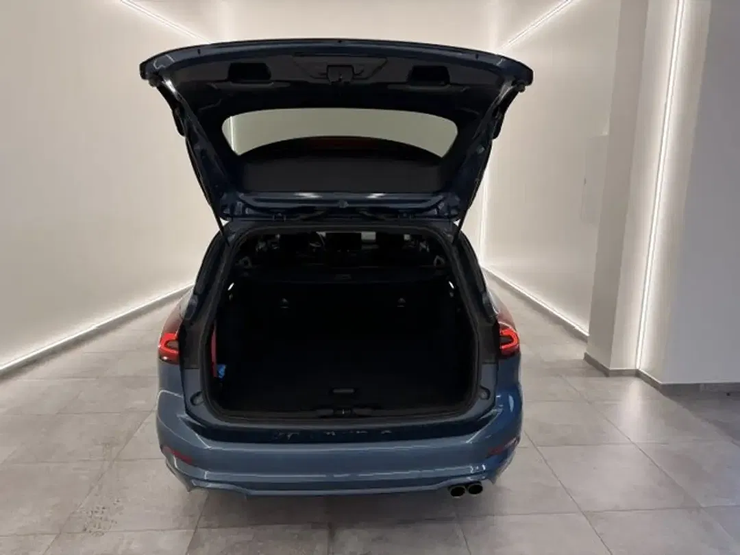 Ford Focus - Thumbnail 7