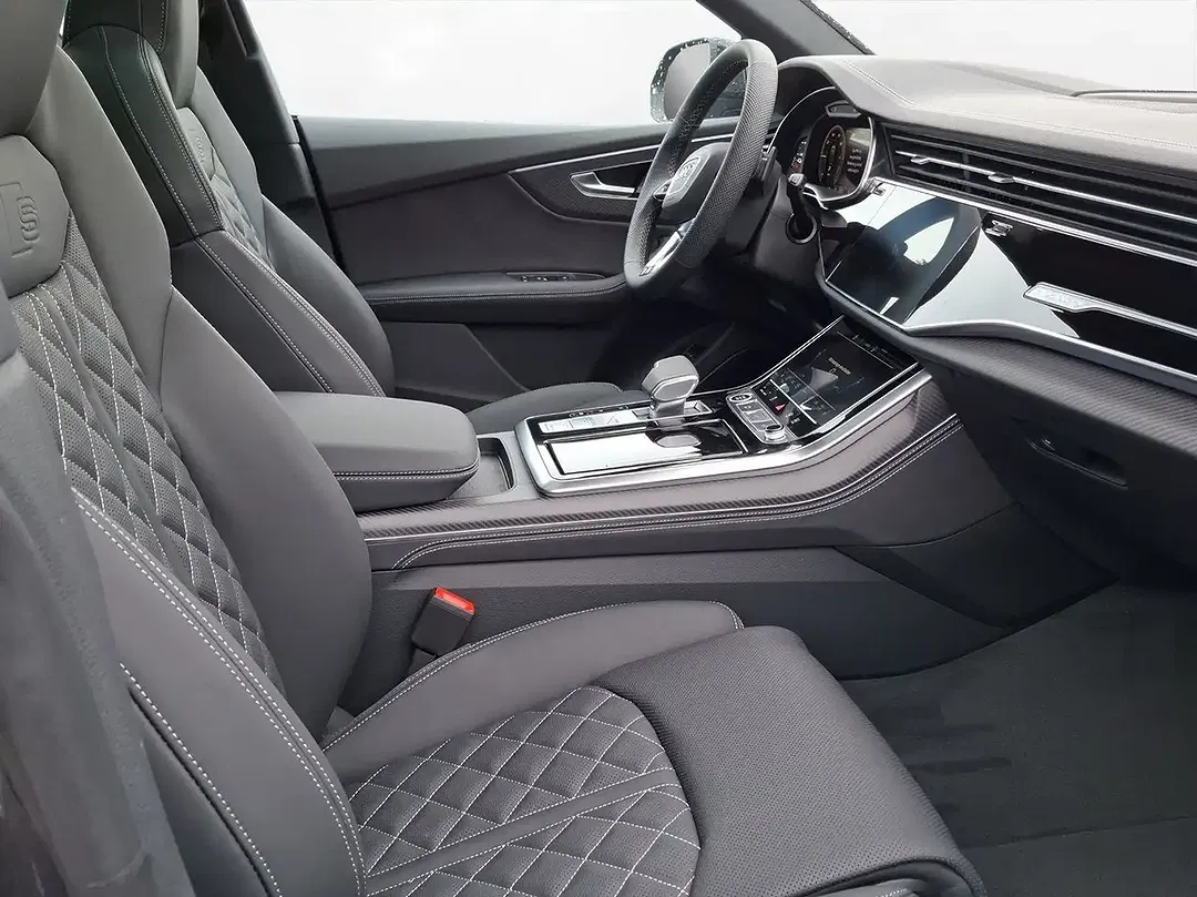 Audi Q8 - Thumbnail 10