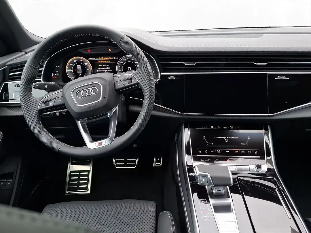 Audi Q8 - Thumbnail 4