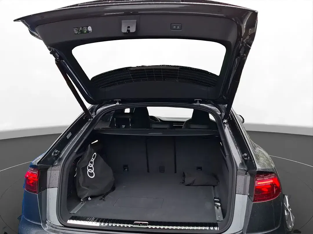 Audi Q8 - Thumbnail 8