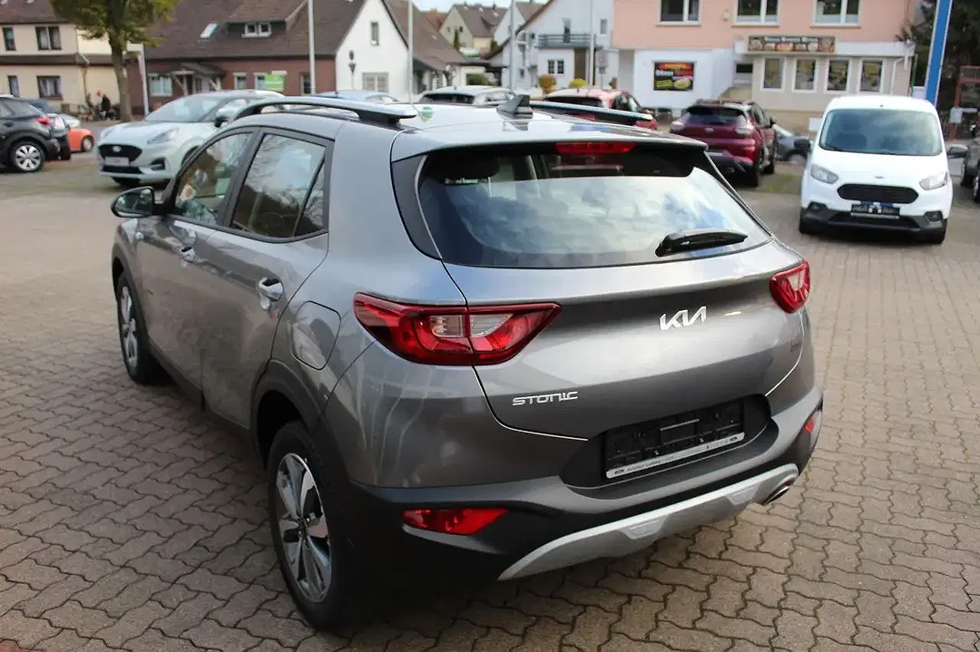 Kia Stonic - Thumbnail 4