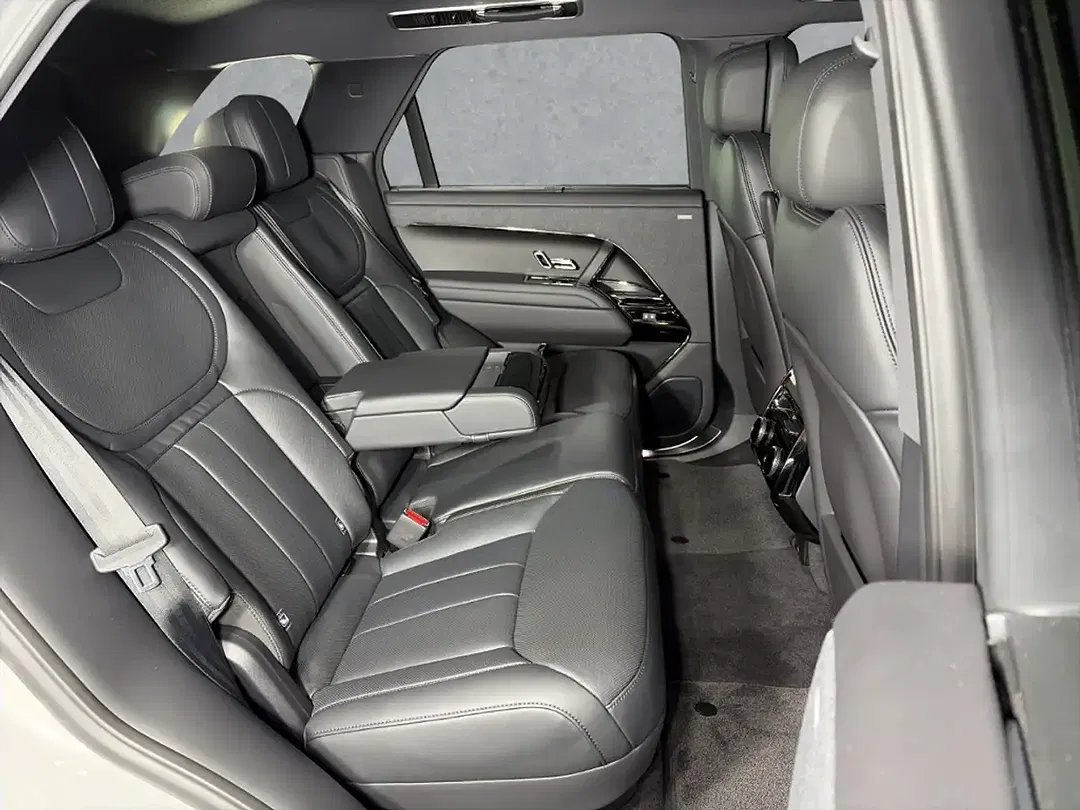 Land Rover Range Rover Sport - Thumbnail 5