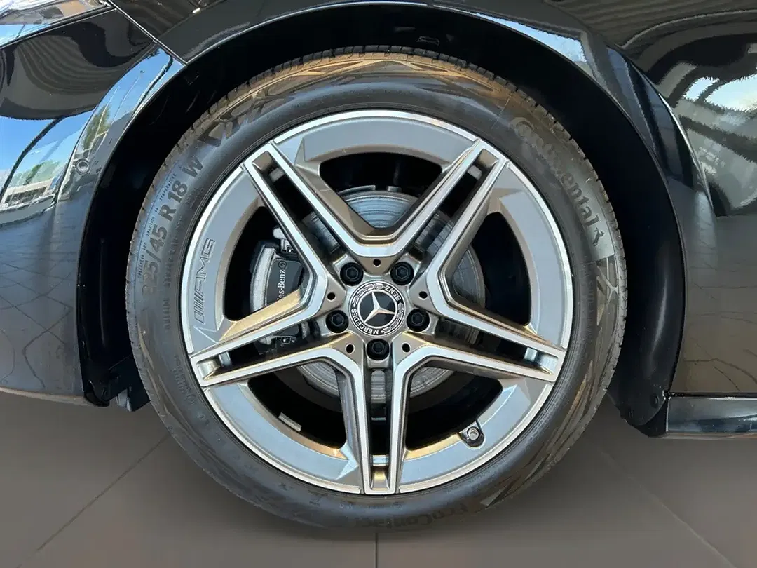 Mercedes-Benz A 200 - Thumbnail 8