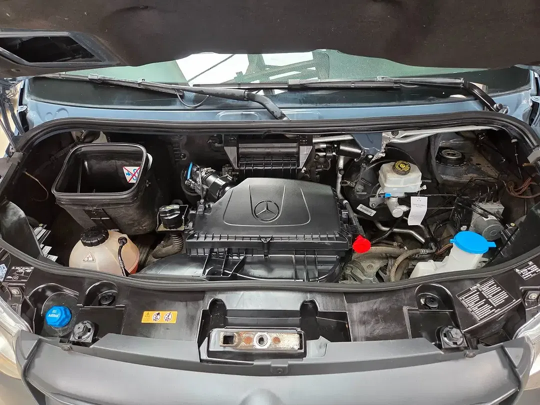 Mercedes-Benz Sprinter - Thumbnail 10
