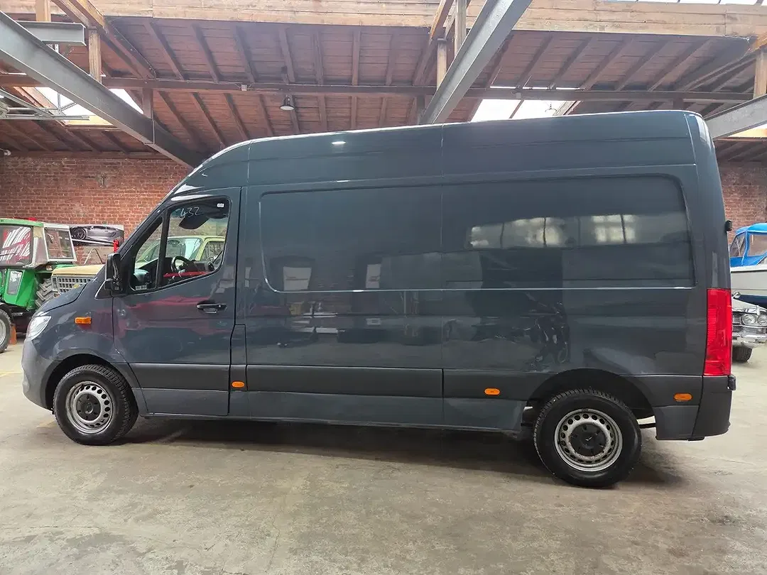 Mercedes-Benz Sprinter - Thumbnail 8