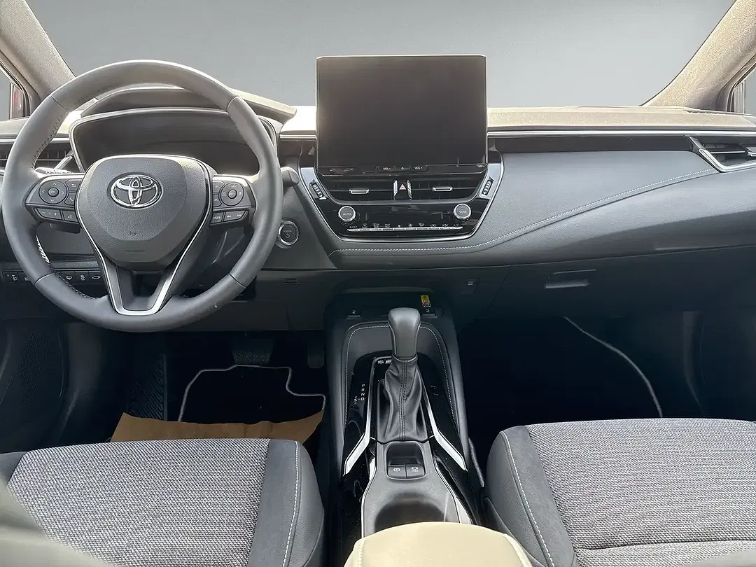 Toyota Corolla - Thumbnail 13