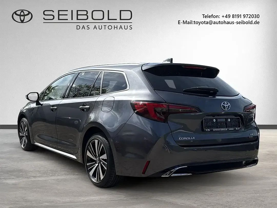 Toyota Corolla - Thumbnail 3