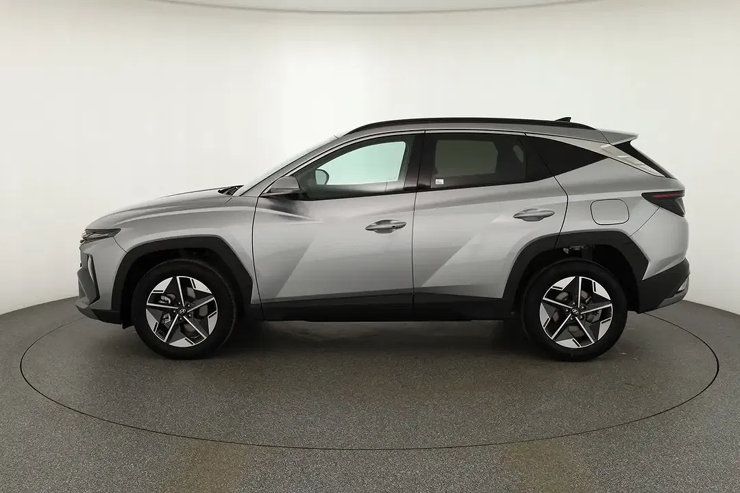 Hyundai TUCSON - Thumbnail 1