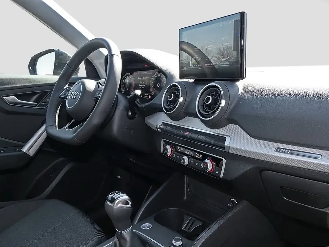 Audi Q2 - Thumbnail 9
