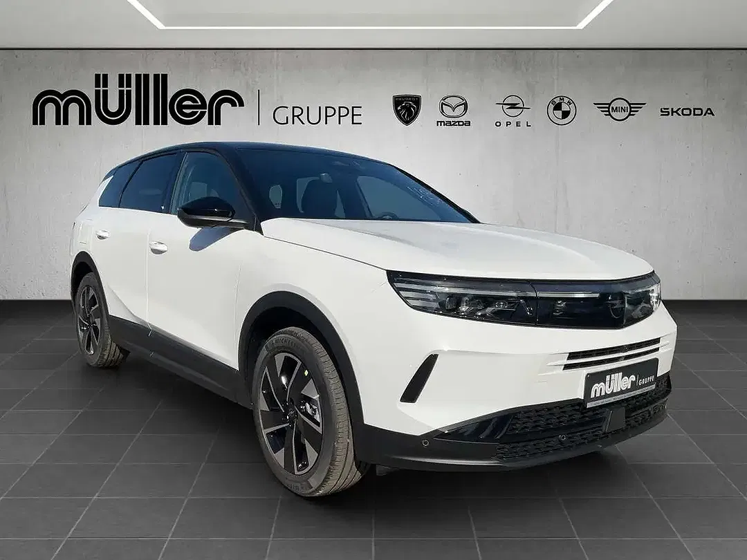 Opel Grandland - Thumbnail 2