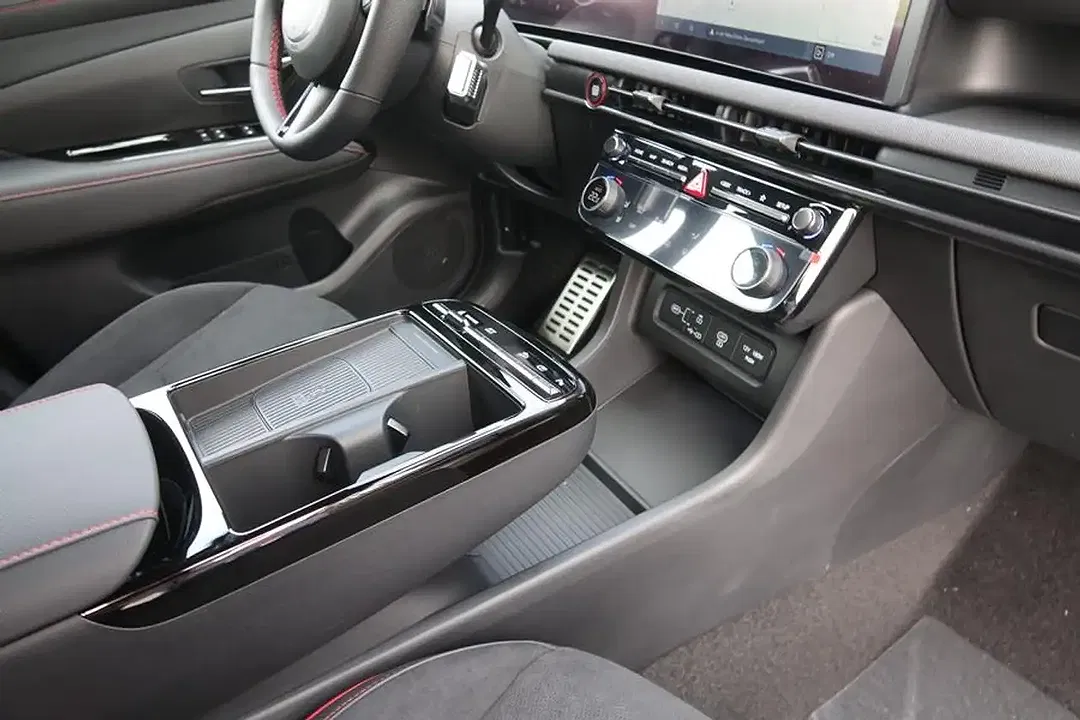 Hyundai TUCSON - Thumbnail 14