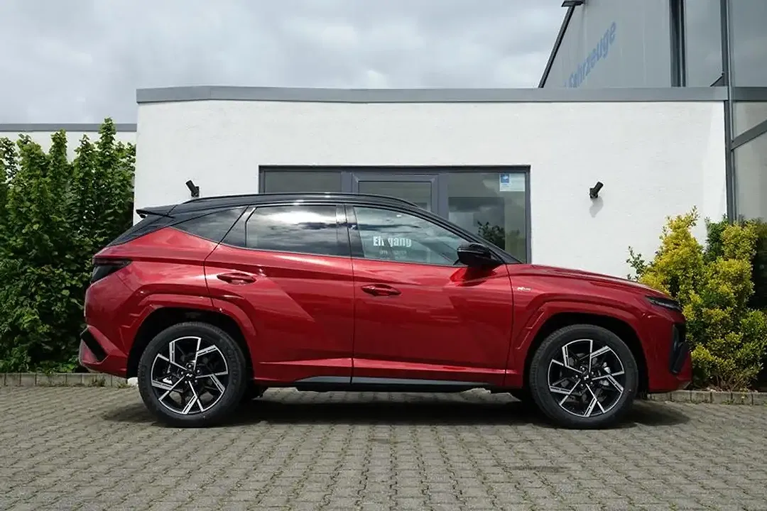 Hyundai TUCSON - Thumbnail 2